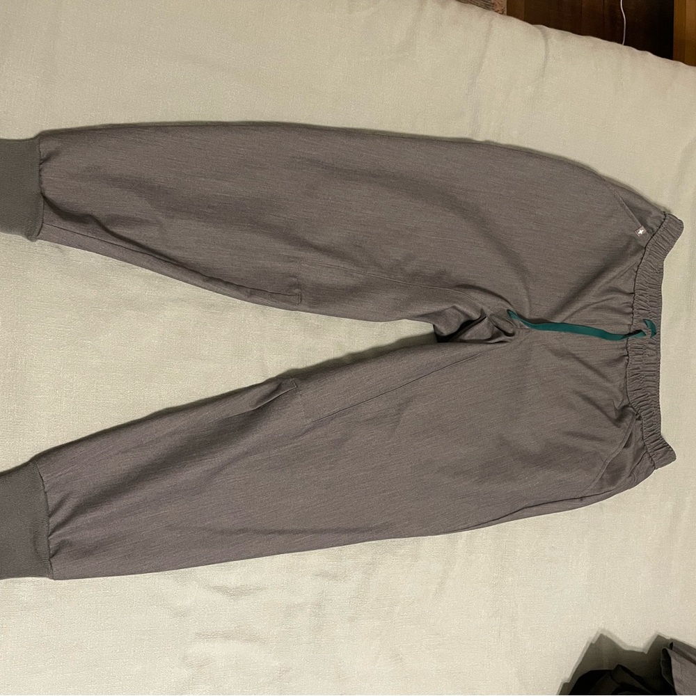 Gray jogger figs scrub pants. Worn once.